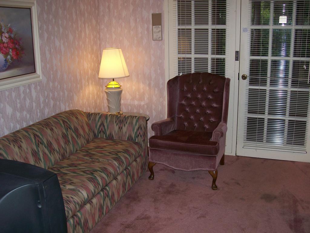 The Lodge Resort Hotel Forest City Eksteriør billede